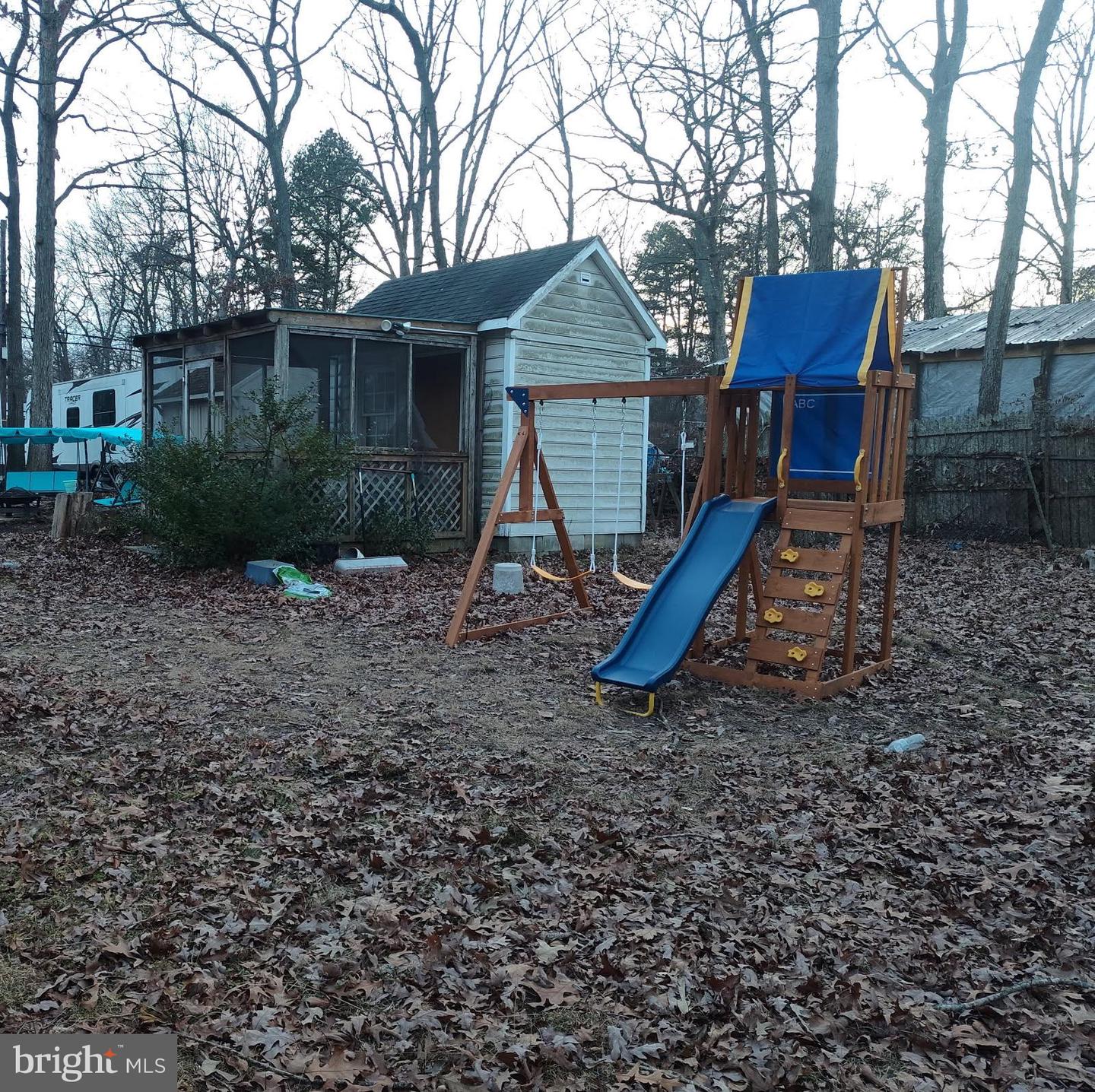 453 Doe Pl Property Photo 6