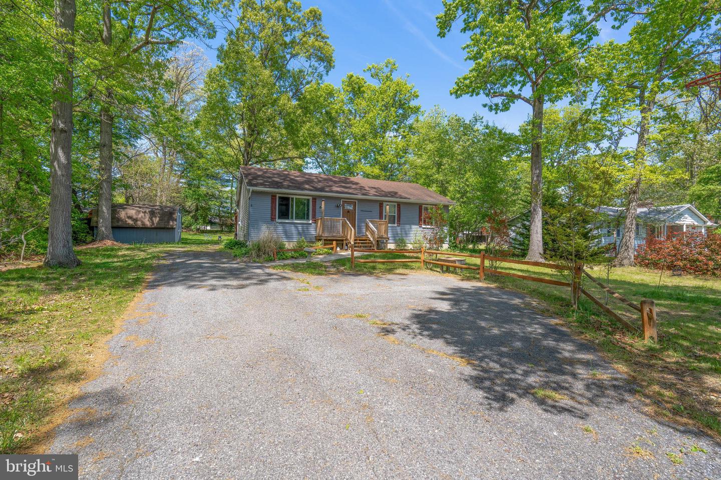 68 Rosedale Dr Property Photo 2