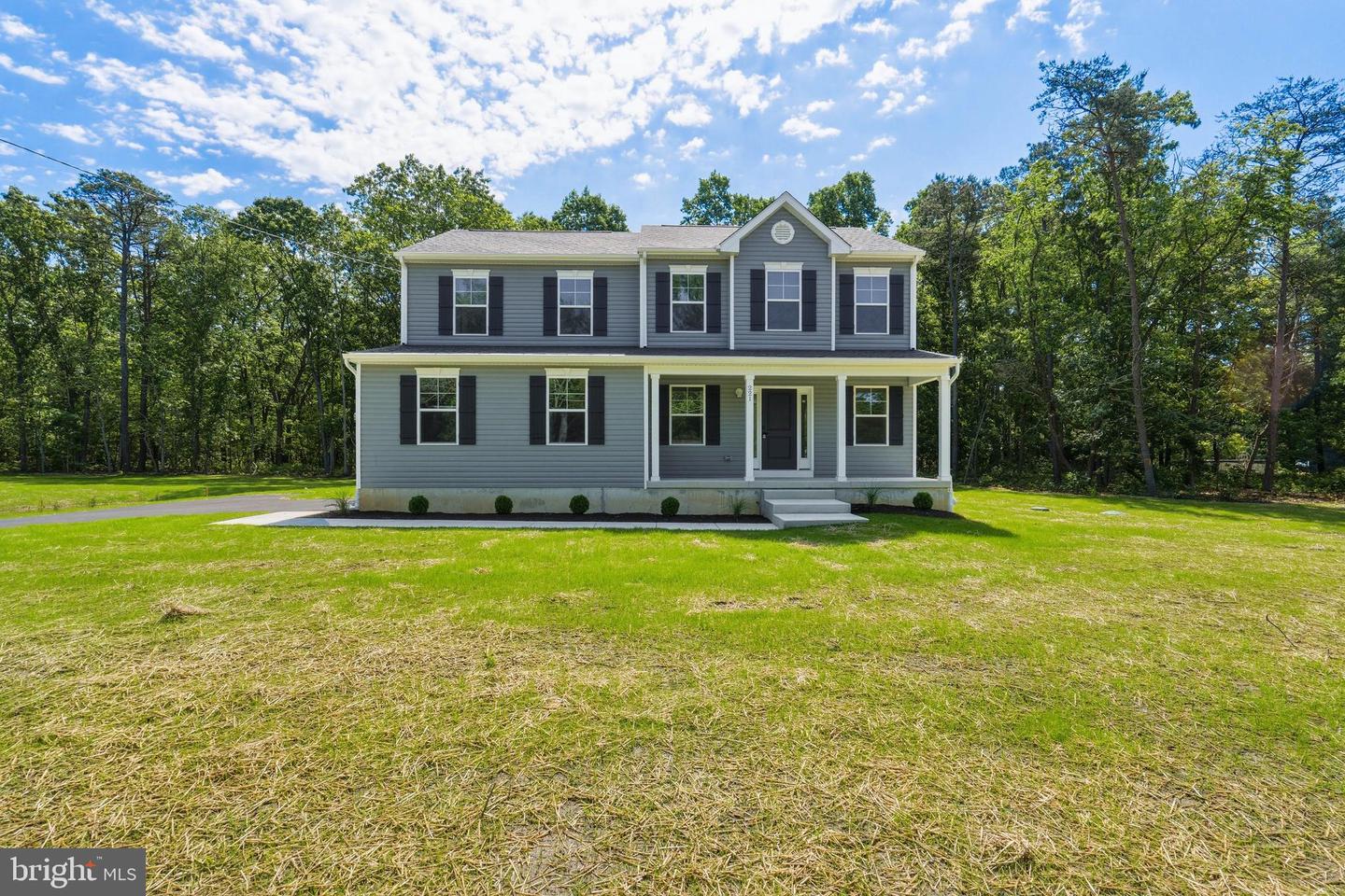 221 Hogbin Rd Property Photo 1