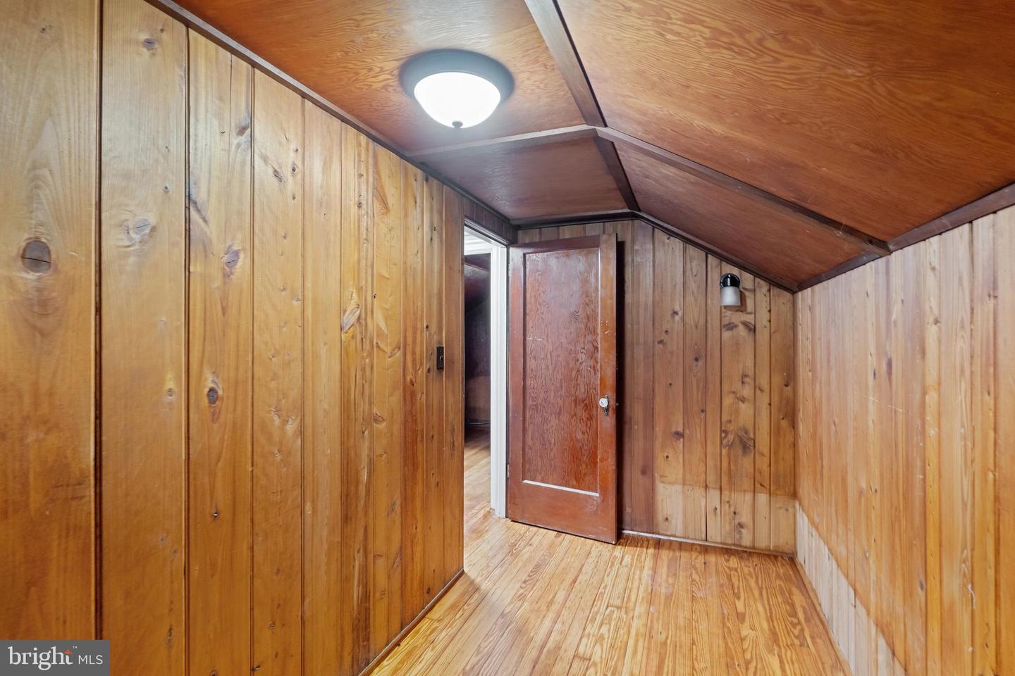 414 Main St Property Photo 15