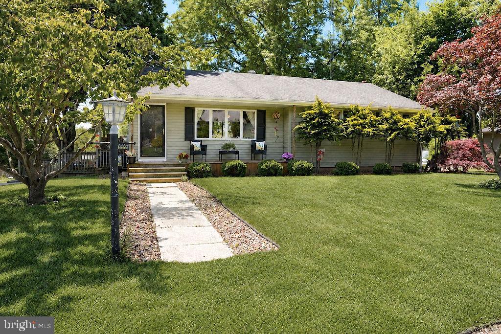 57 Dawson Dr Property Photo 1