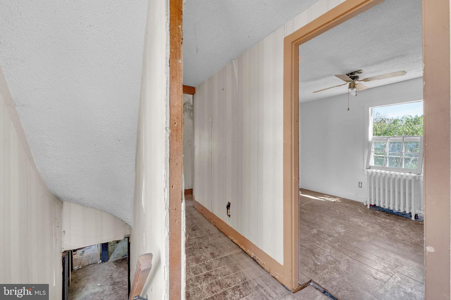 2528 Market St Property Photo 20