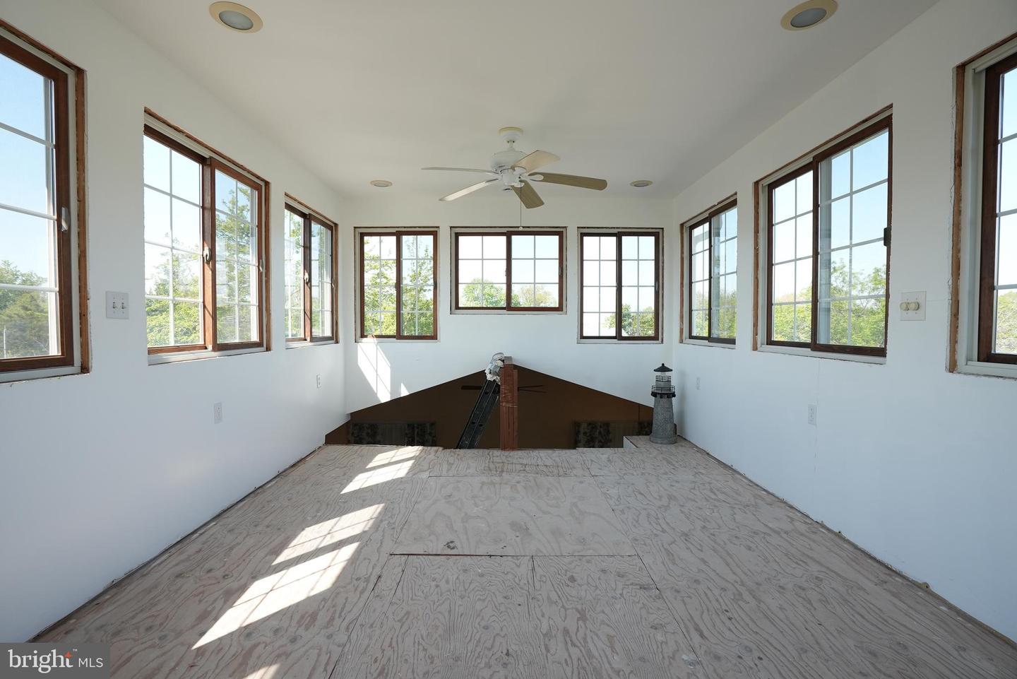 19 Cornell Property Photo 42