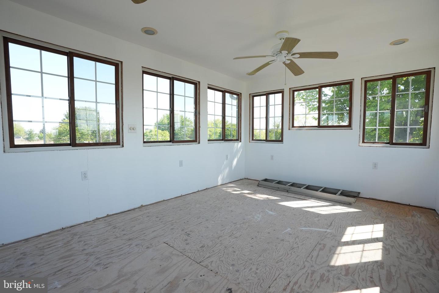 19 Cornell Property Photo 44