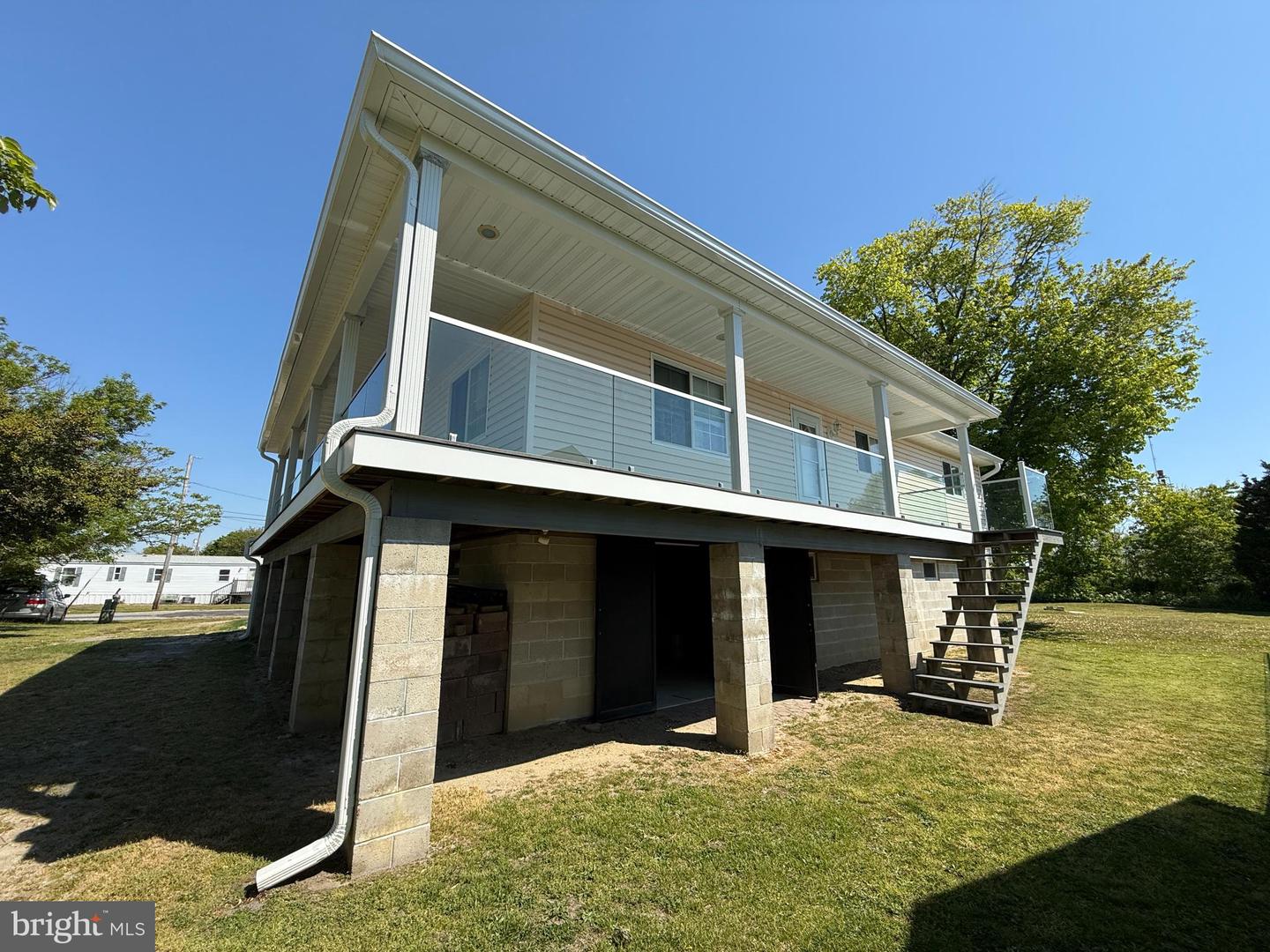 19 Cornell Property Photo 54