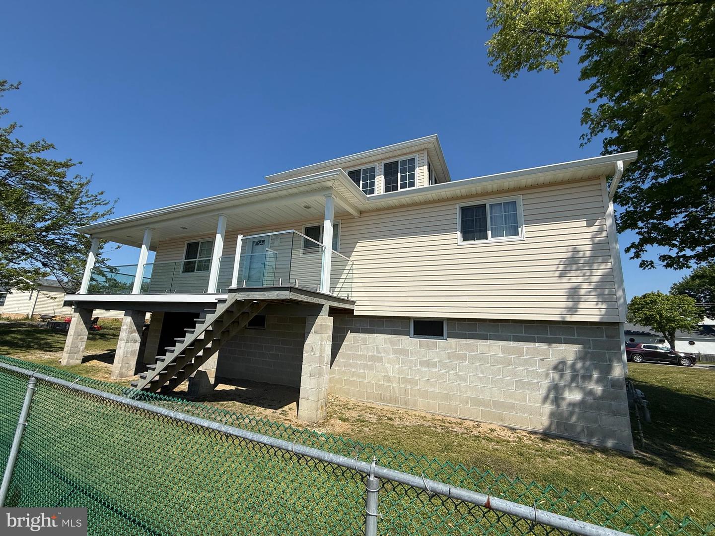 19 Cornell Property Photo 55