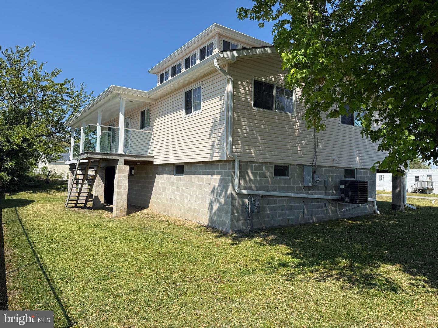 19 Cornell Property Photo 56