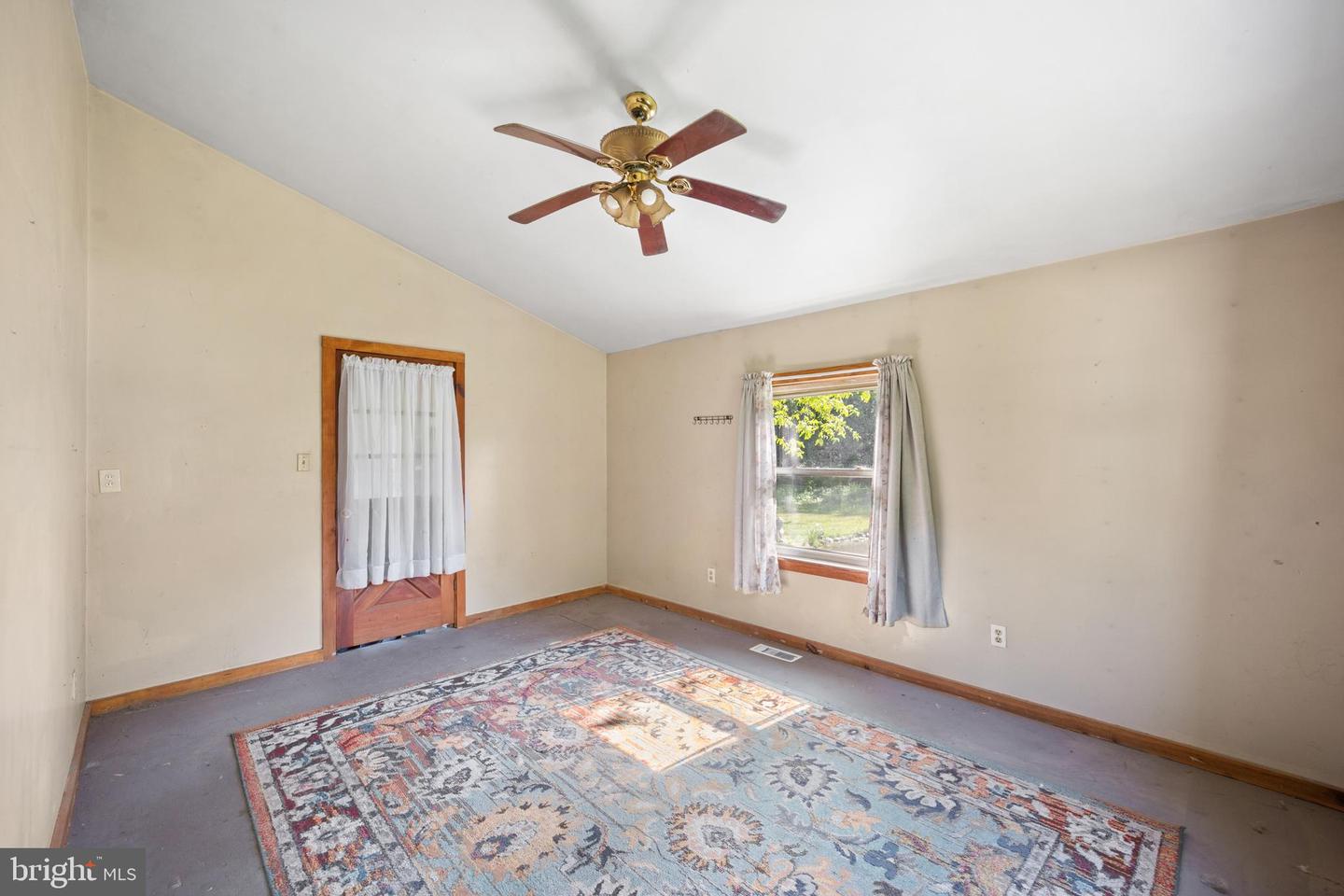 69 Wurtzel Lane Property Photo 27