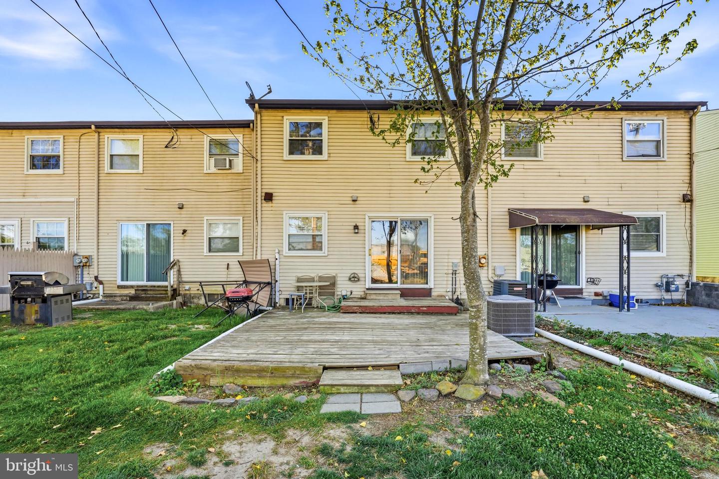1964 E Oak Rd #h2 Property Photo 31