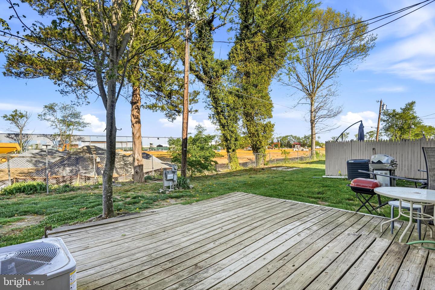 1964 E Oak Rd #h2 Property Photo 32