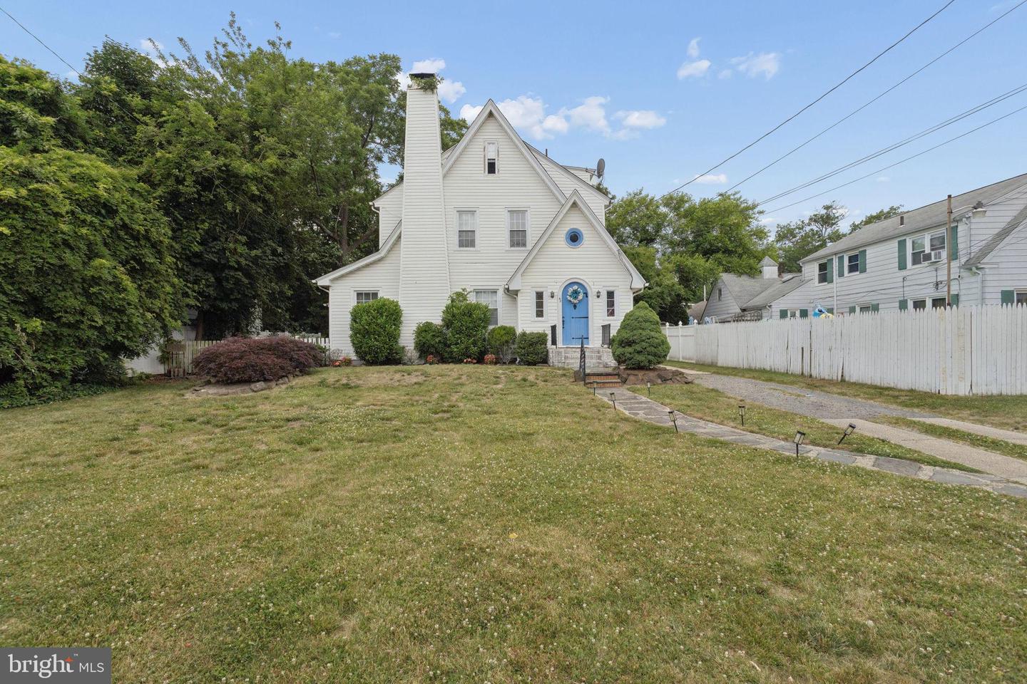 42 S State St Property Photo 3