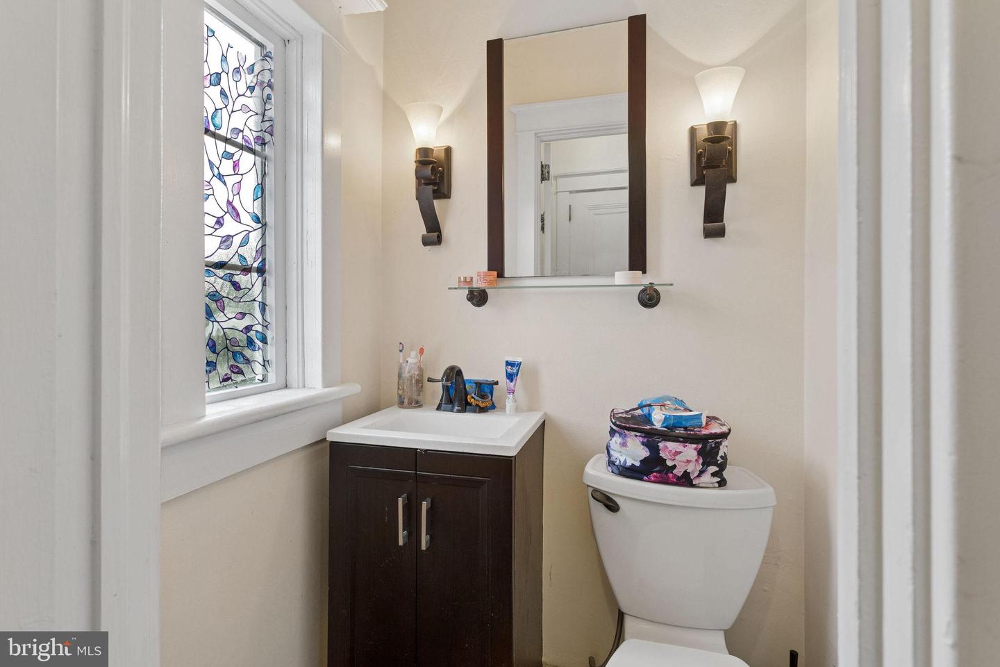 42 S State St Property Photo 9