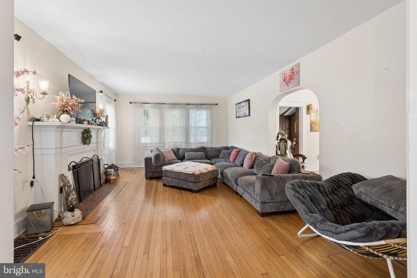 42 S State St Property Photo 11