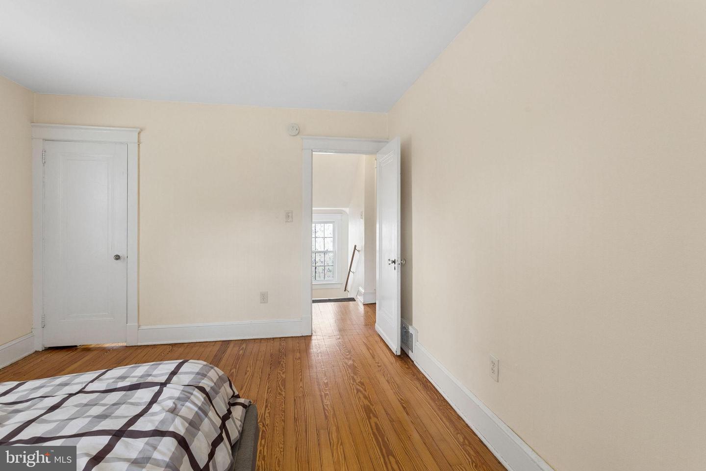42 S State St Property Photo 22