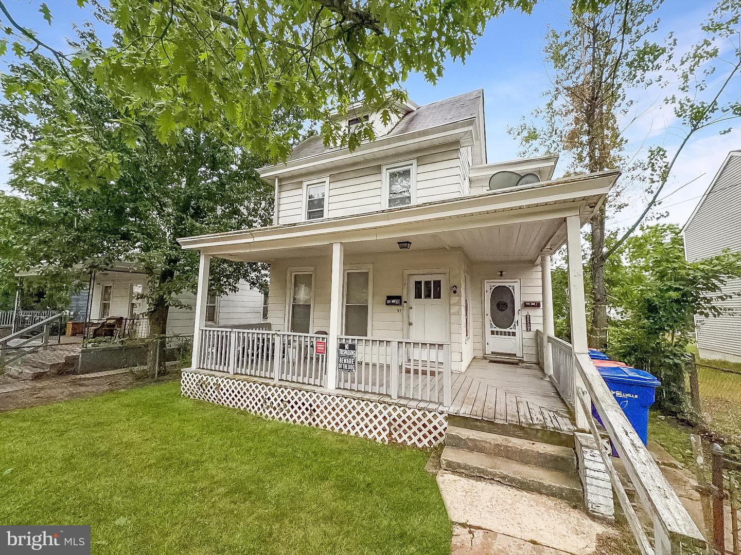 419 E Mulberry St Property Photo 1