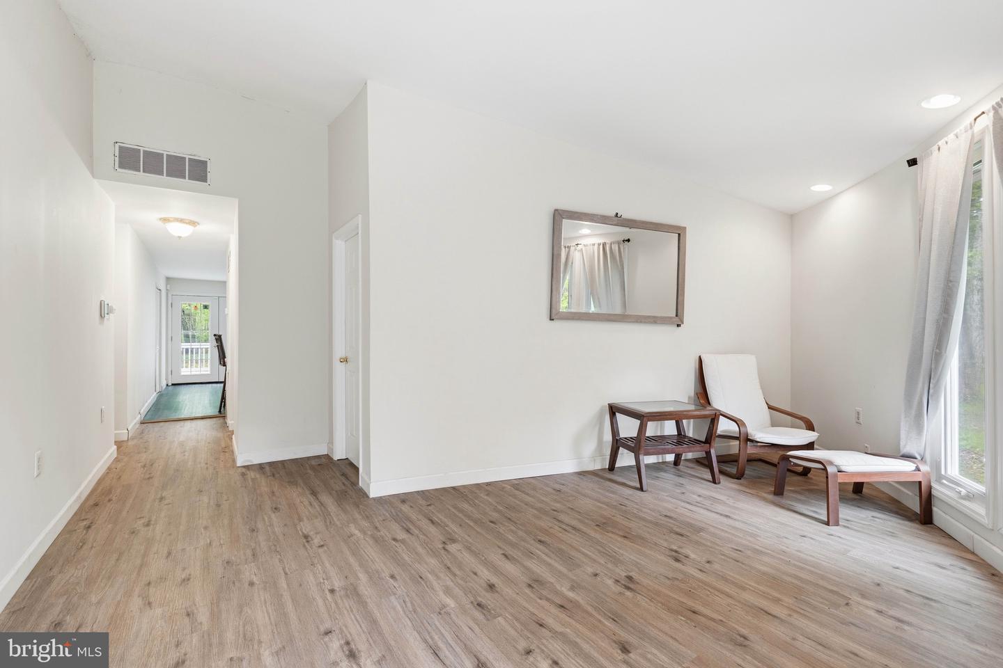 188 Carlisle Place Rd Property Photo 7