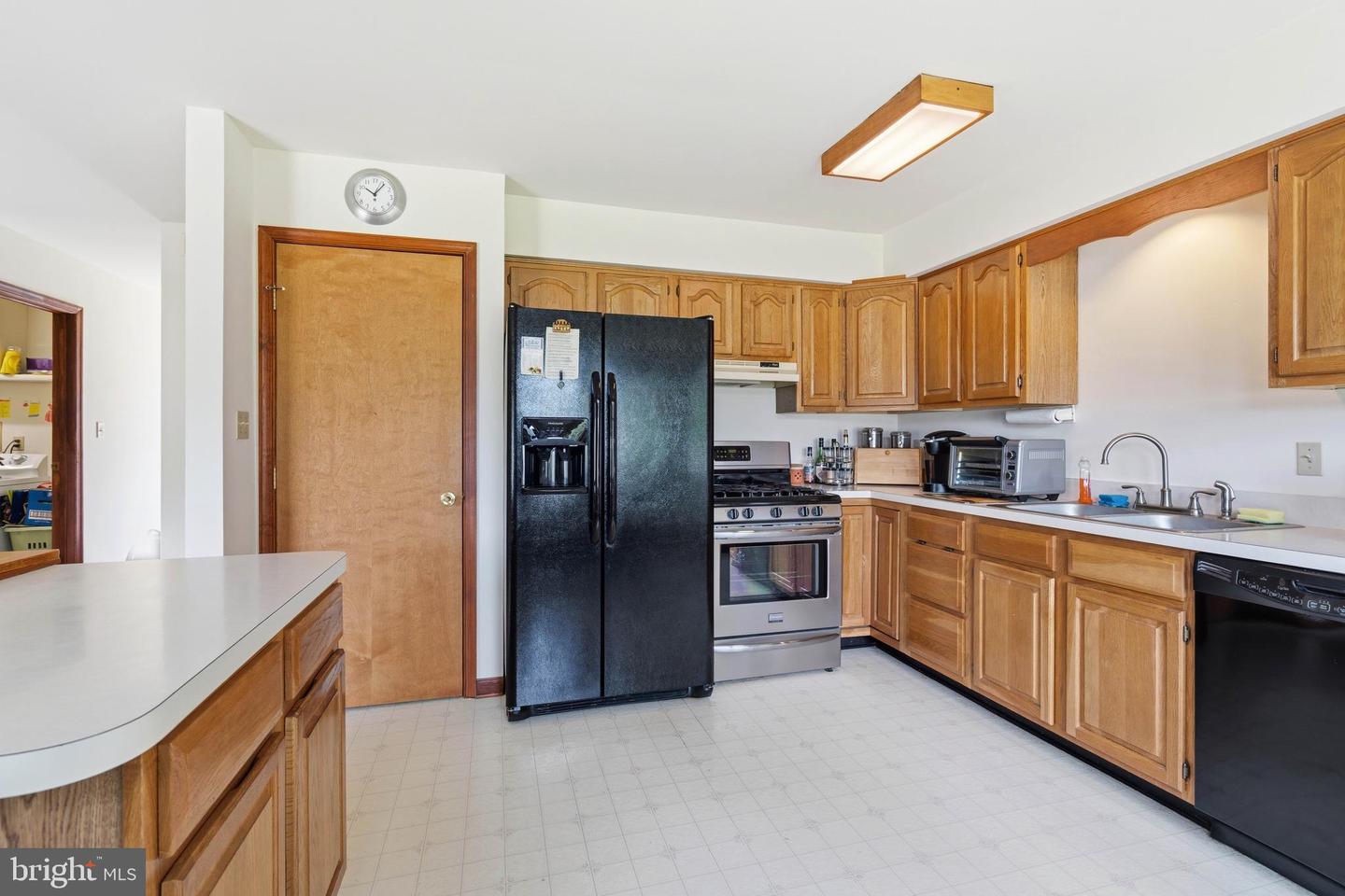 2495 Cavallo Dr Property Photo 6