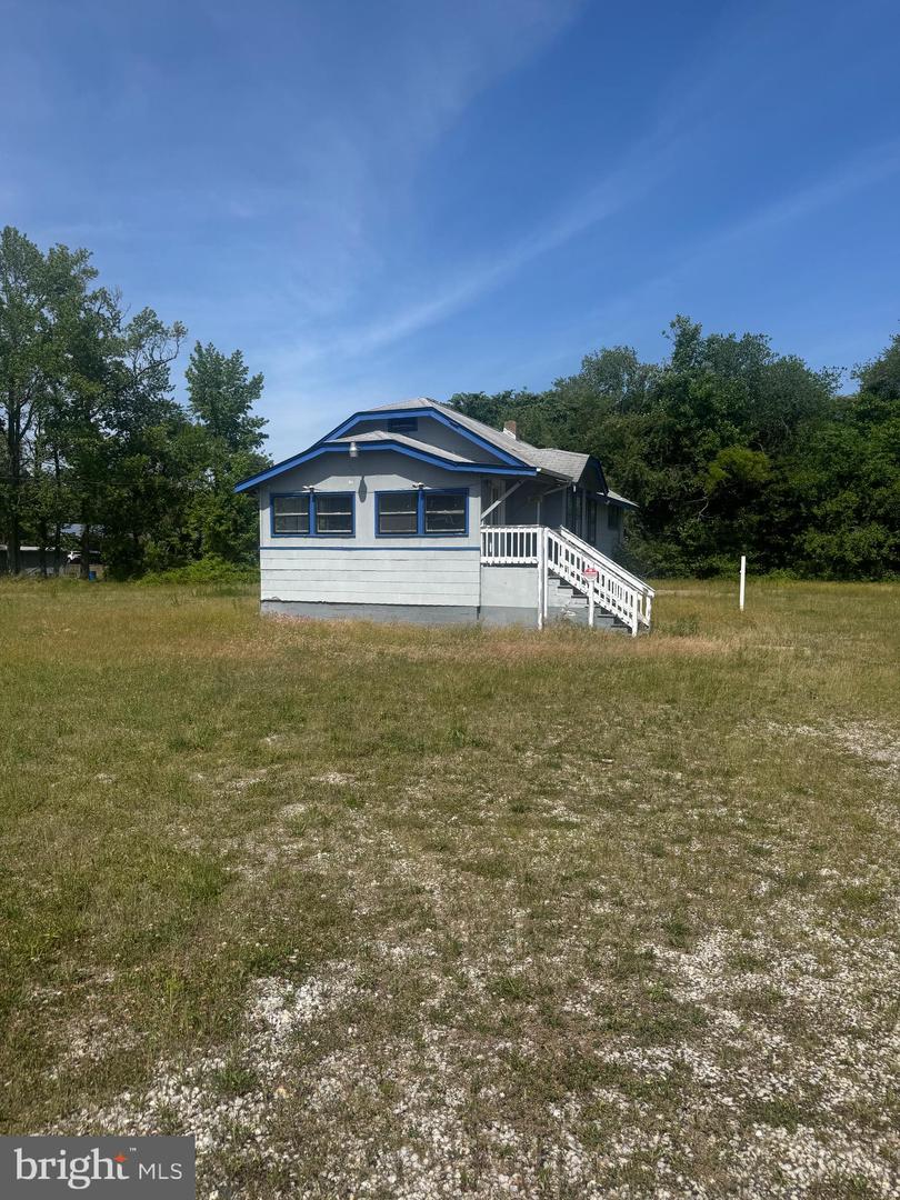 1573-SOUTH S DELSEA DR Property Photo 1