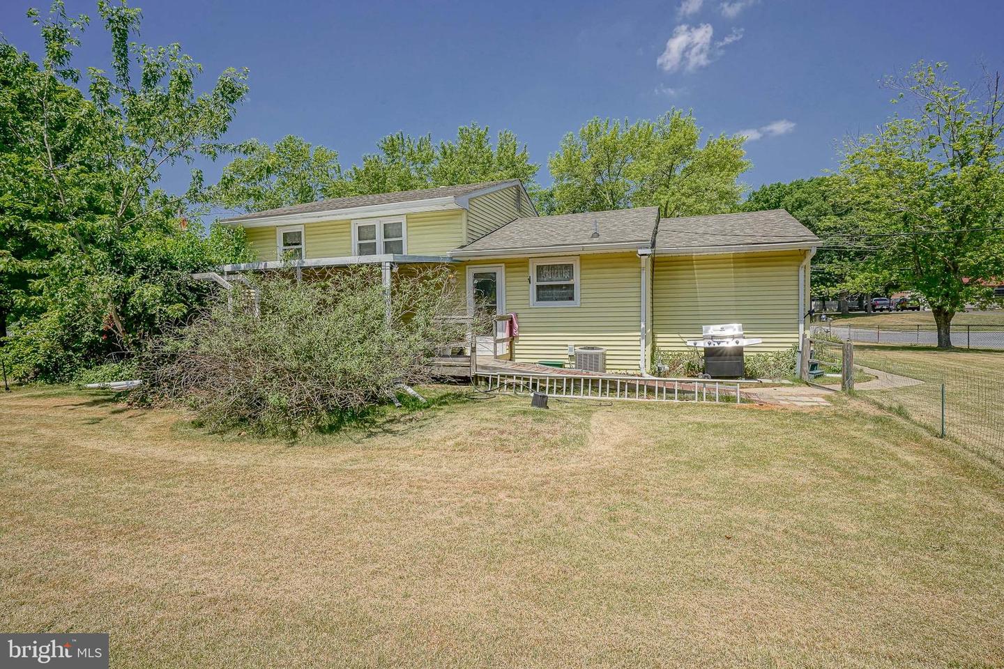 3049 Athens Way Property Photo 9