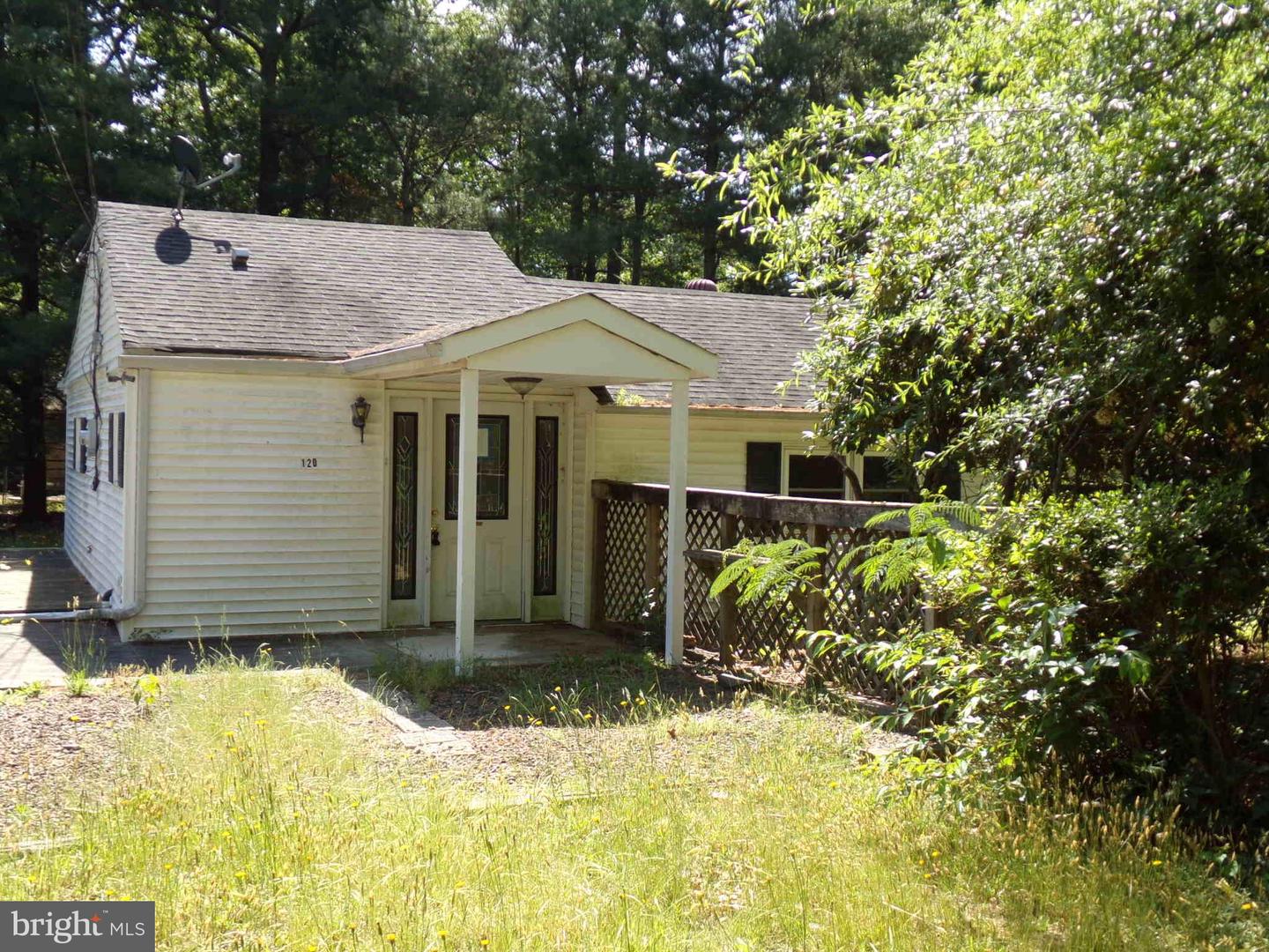 120 IRIS RD Property Photo 1