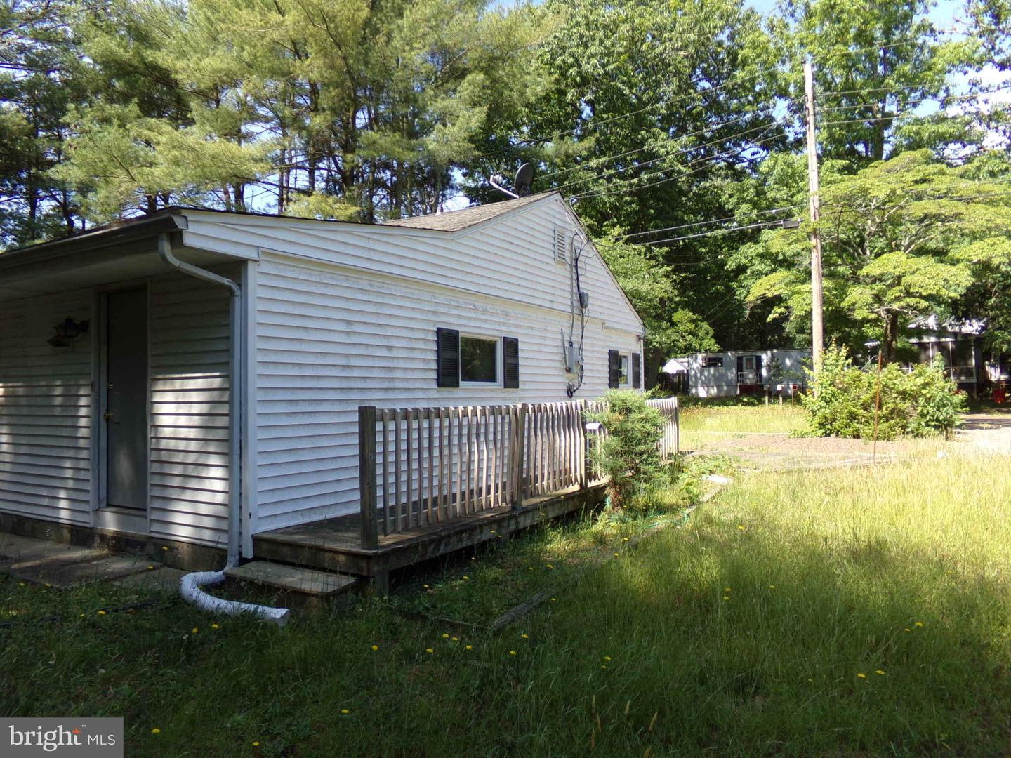 120 Iris Rd Property Photo 13