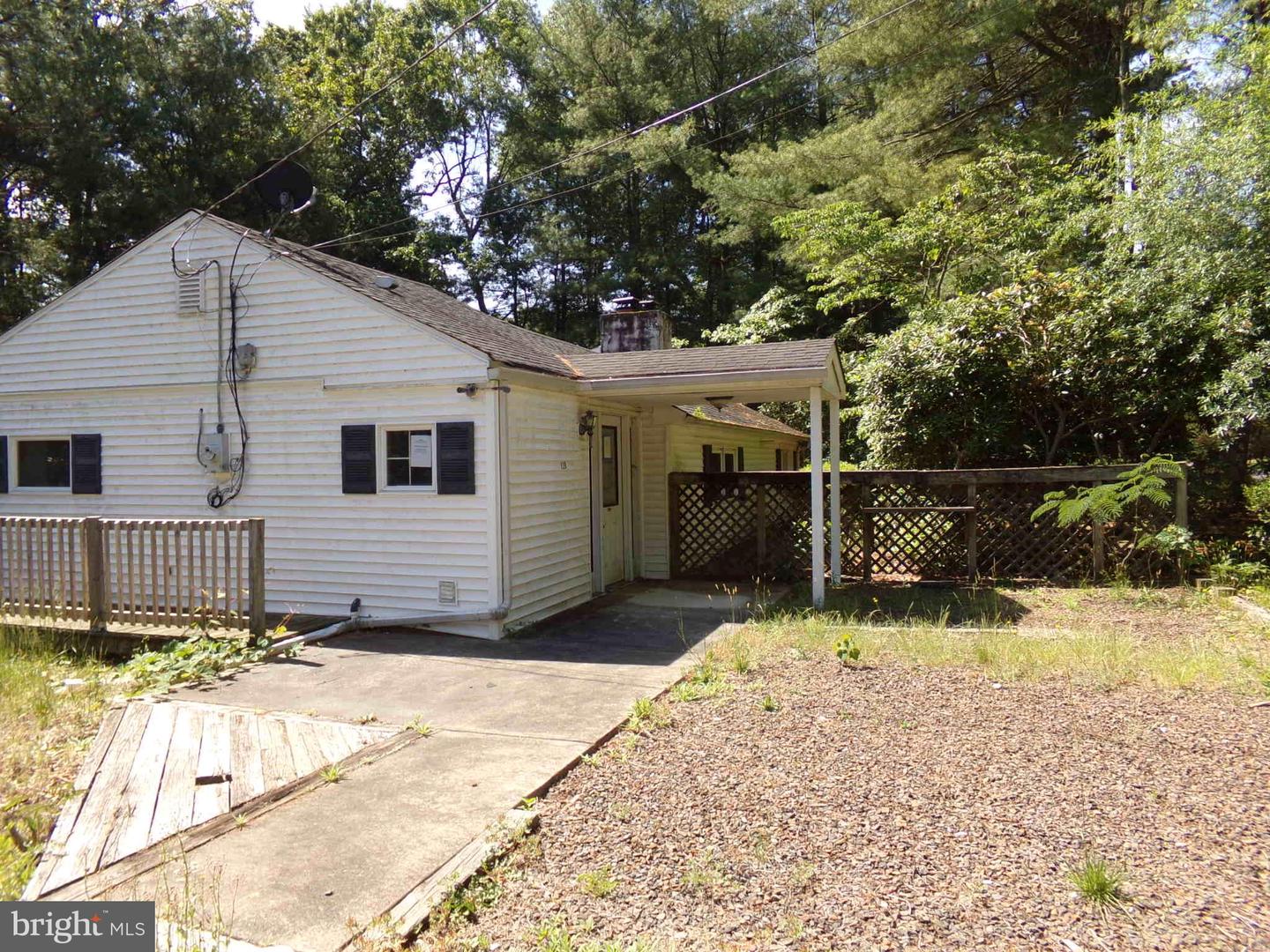 120 Iris Rd Property Photo 16