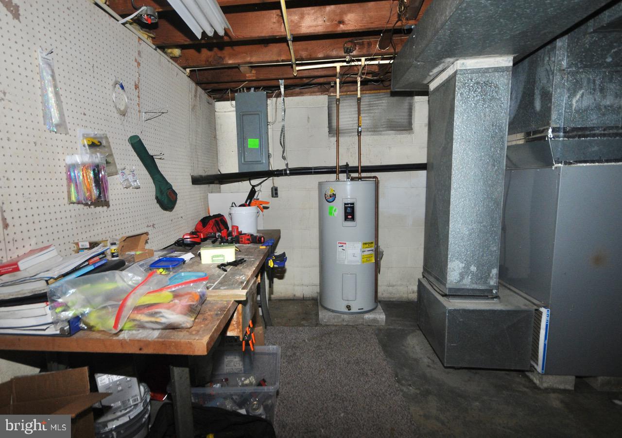 2413 Shelburn Rd Property Photo 22
