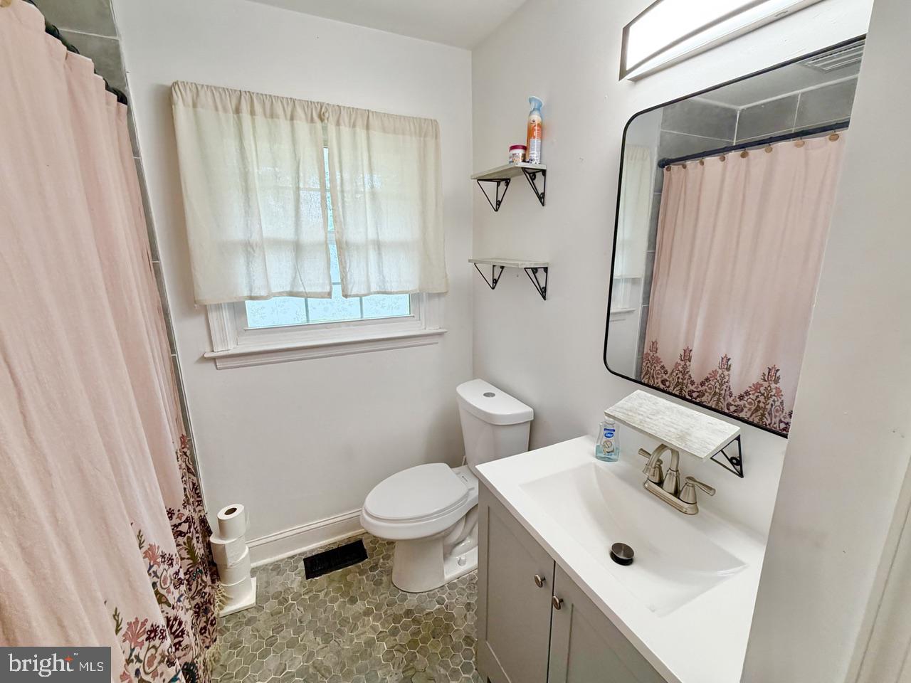 2413 Shelburn Rd Property Photo 25