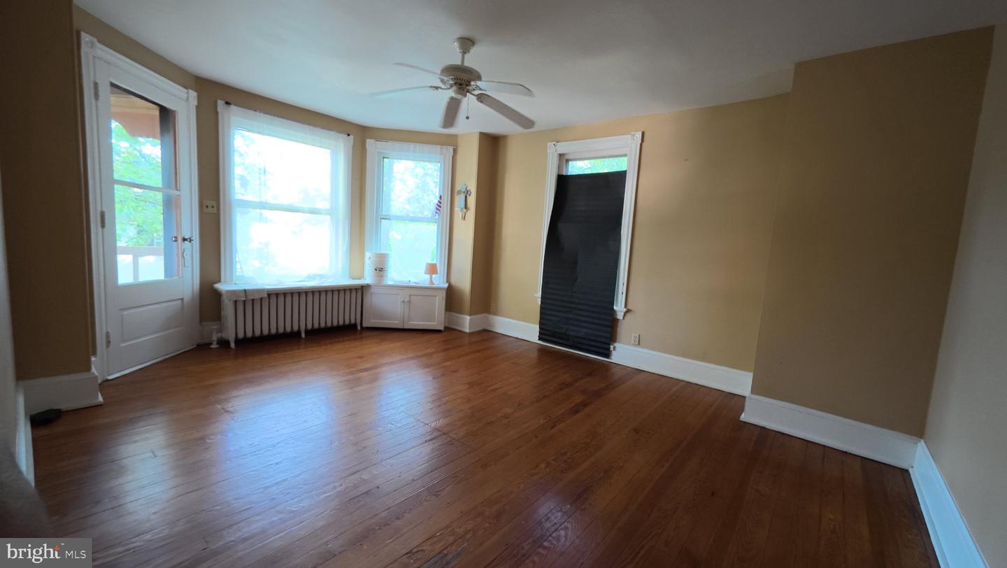 50 Lake St Property Photo 23