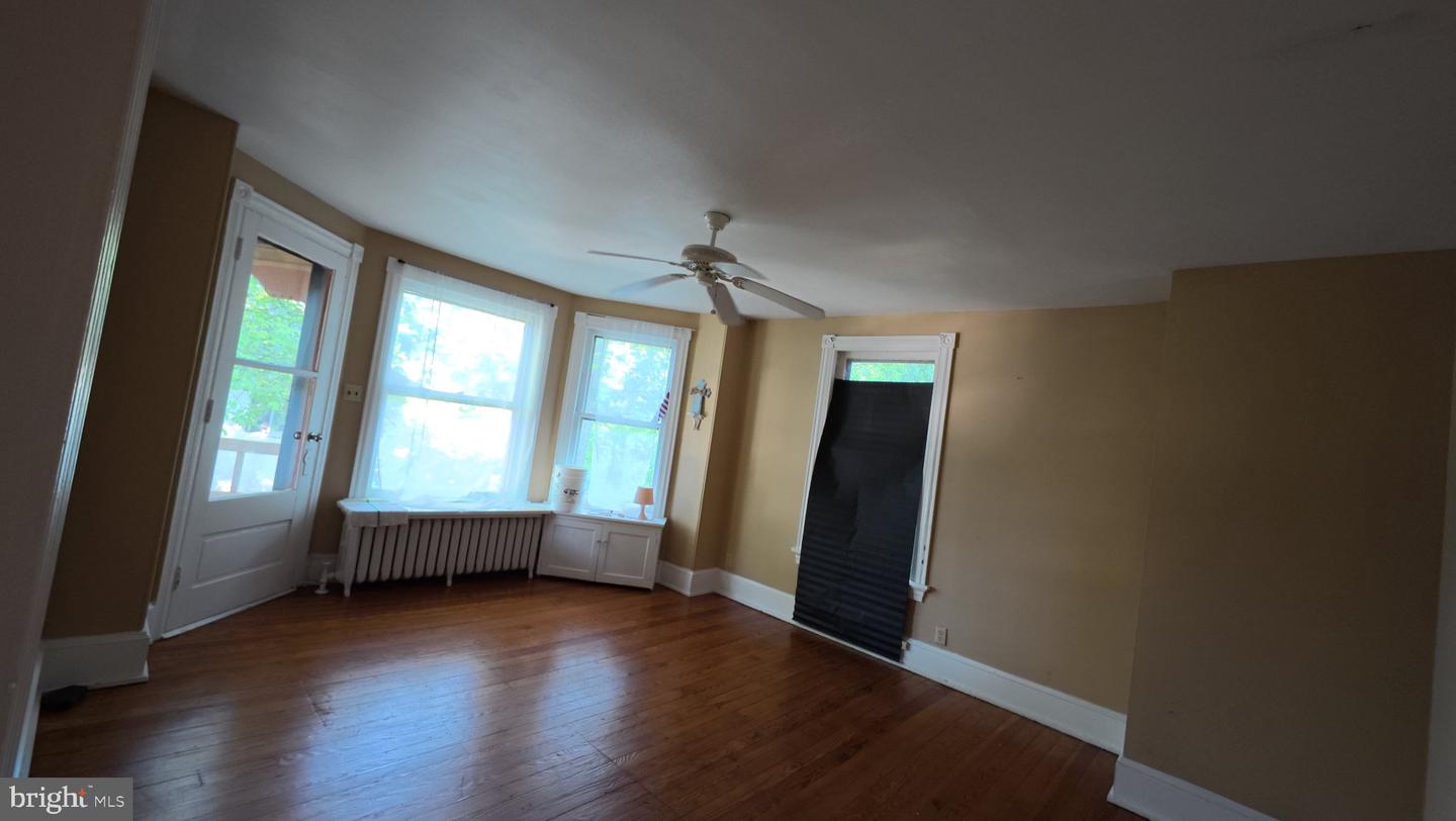 50 Lake St Property Photo 24