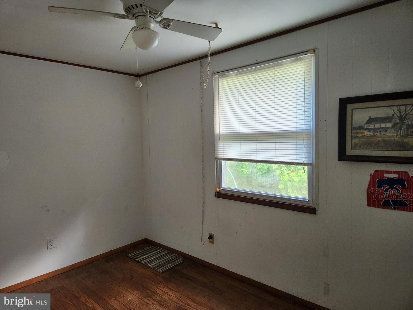 217 Robin Rd Property Photo 5
