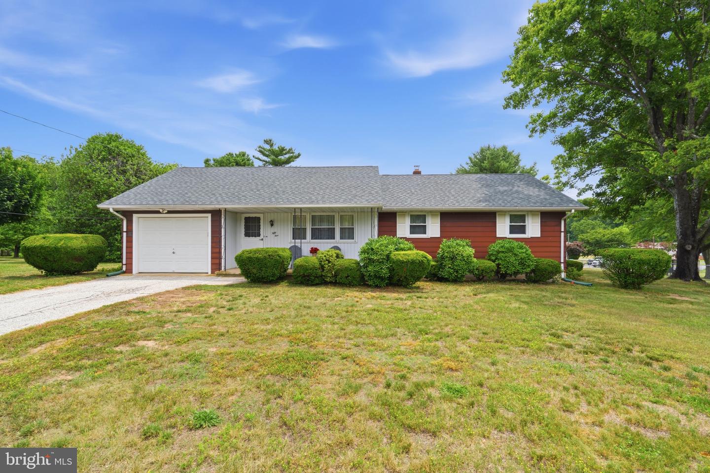 55 ORILLIA DR