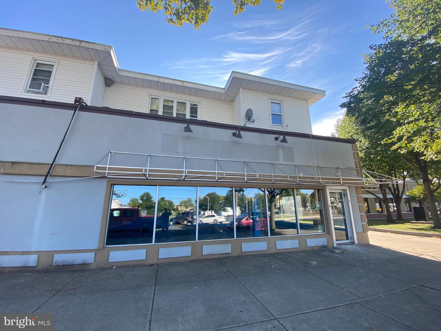 13 N East Blvd #b Property Photo 1