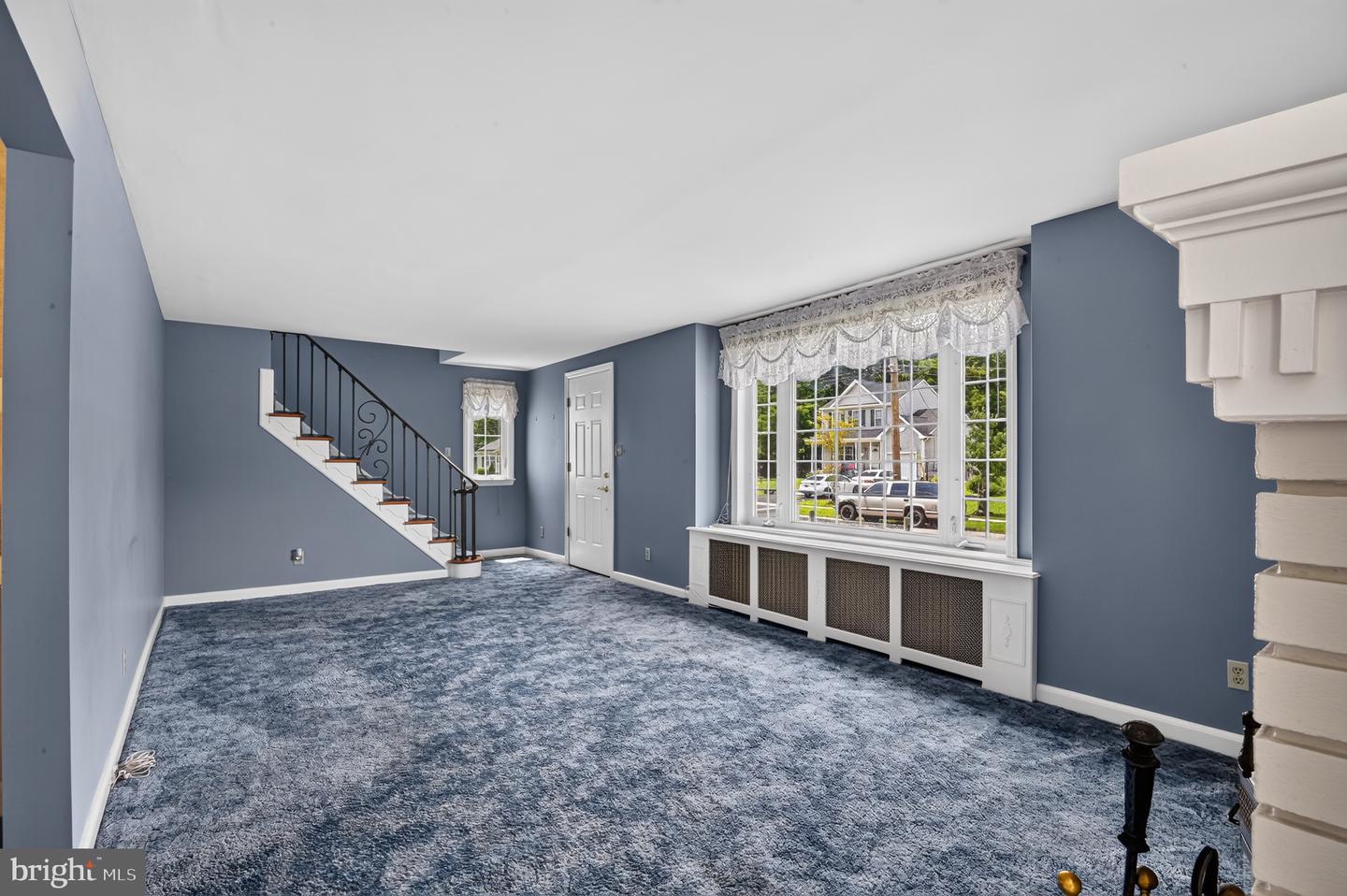 56 Parkview Hts Property Photo 5