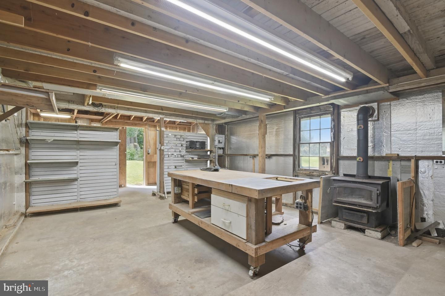 56 Parkview Hts Property Photo 34