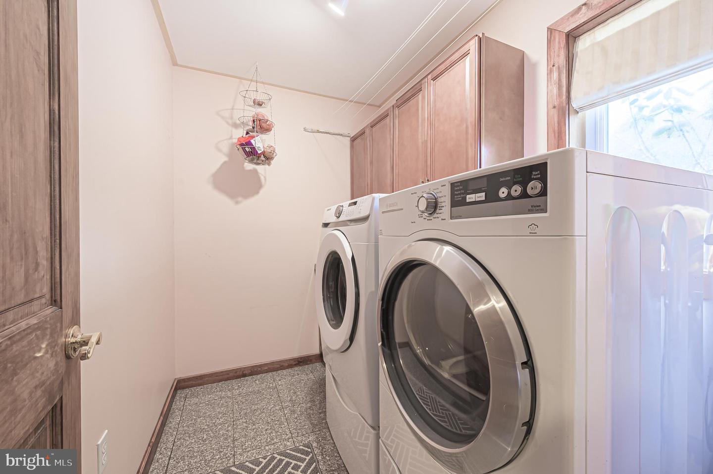 892 Hogbin Rd Property Photo 40
