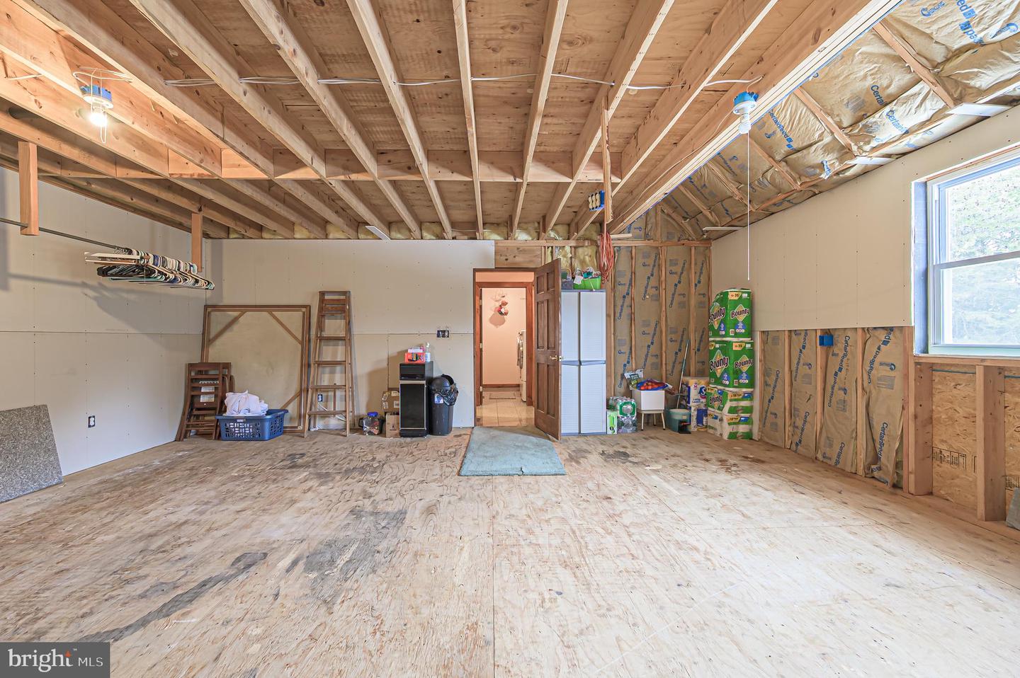 892 Hogbin Rd Property Photo 42