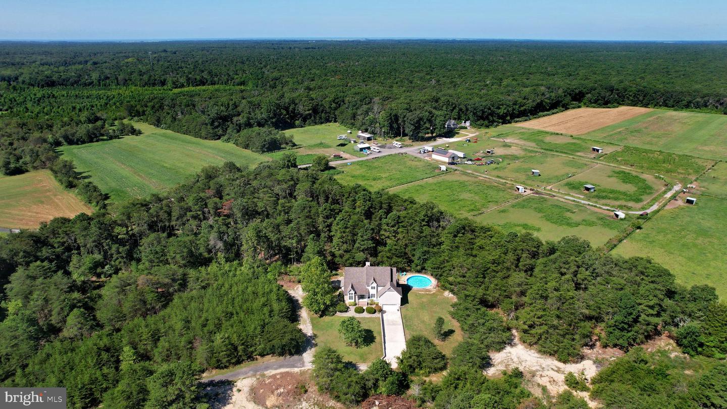 892 Hogbin Rd Property Photo 49