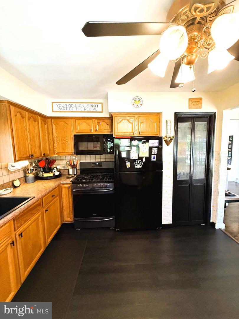 1629 Dolly Dr Property Photo 18
