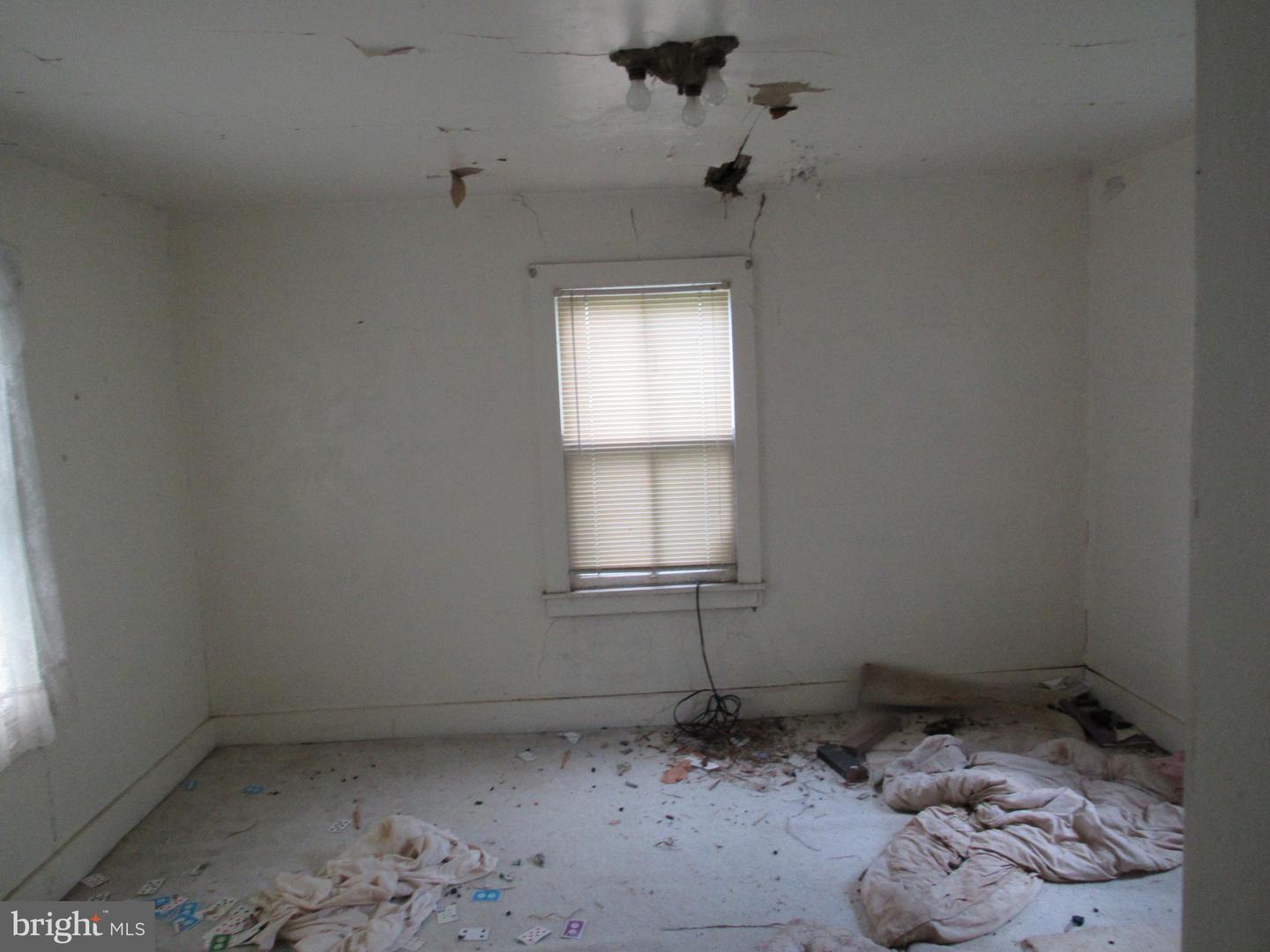 1 S Woodruff Rd Property Photo 8