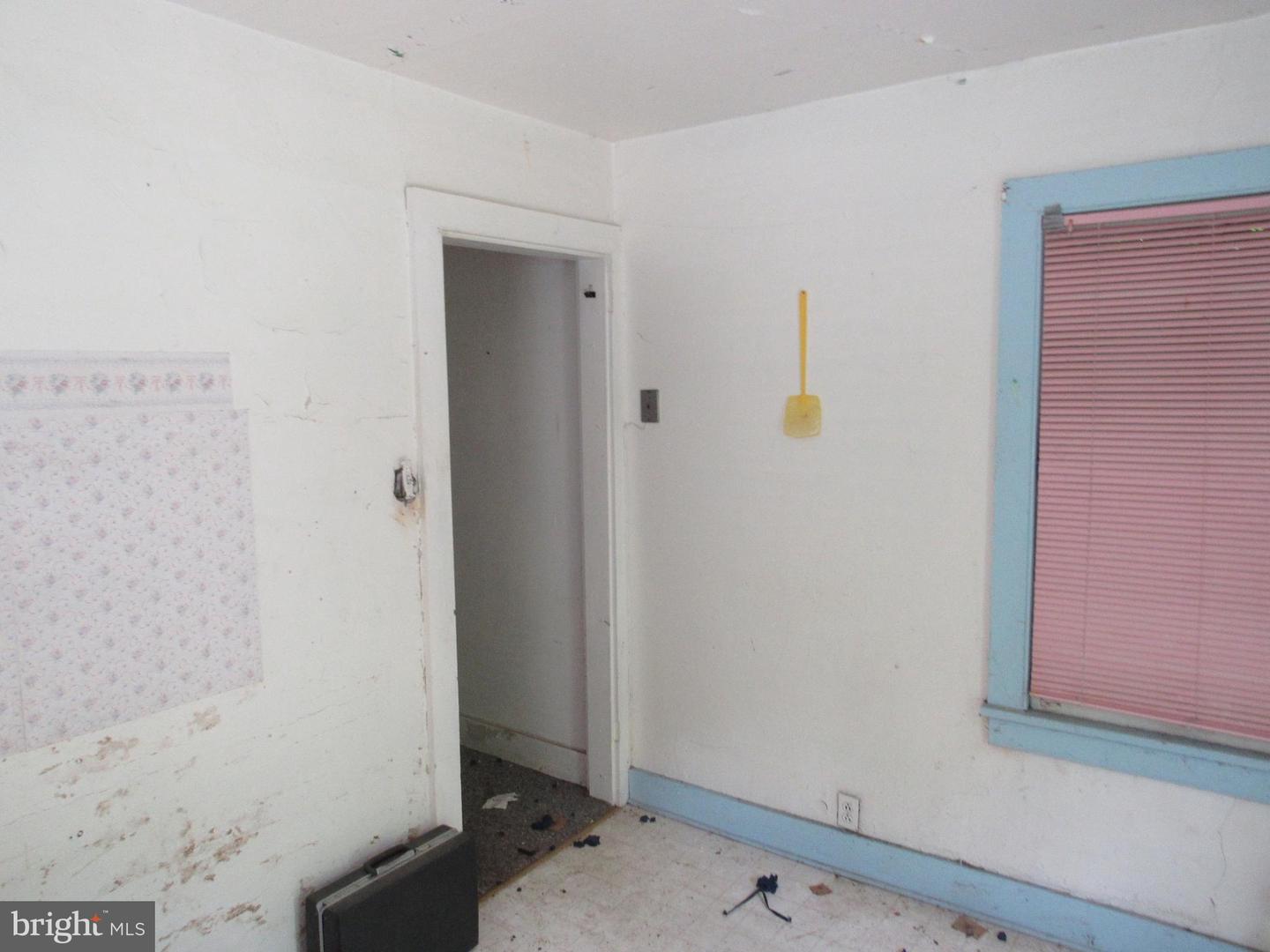 1 S Woodruff Rd Property Photo 15