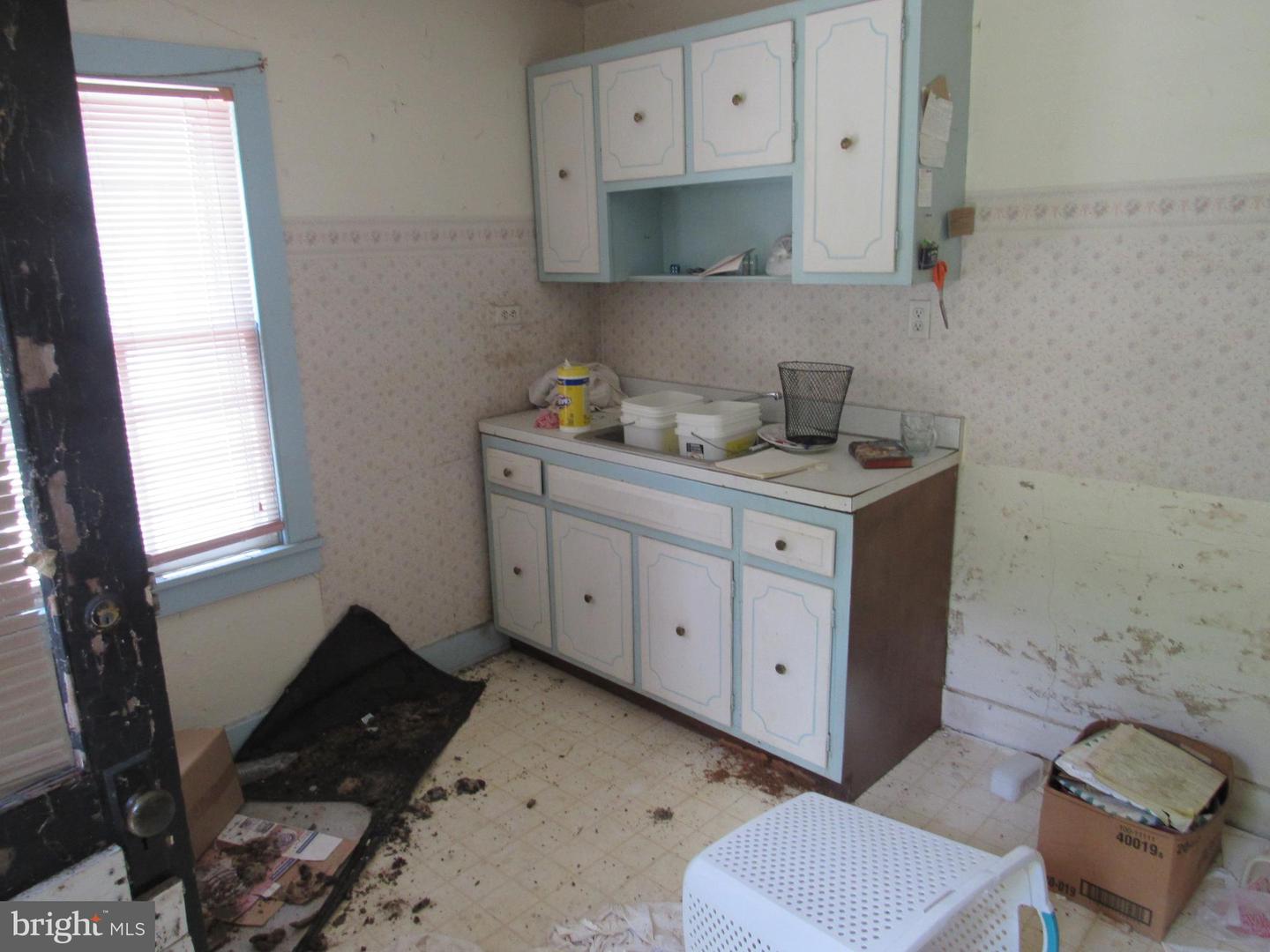 1 S Woodruff Rd Property Photo 16