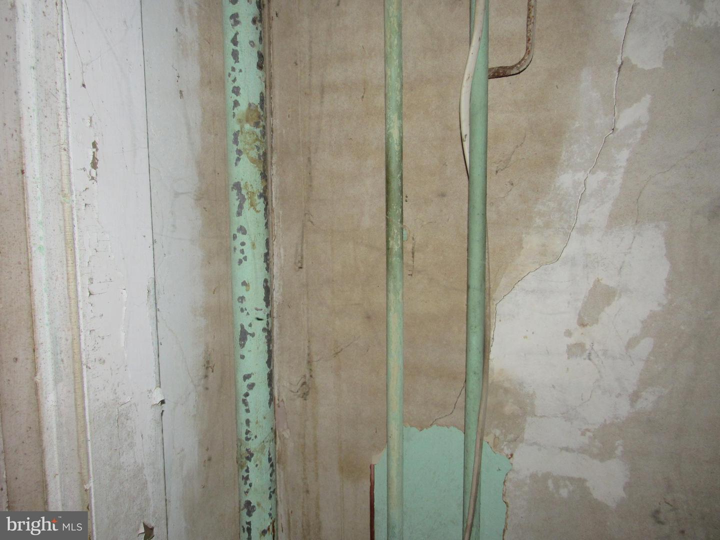 1 S Woodruff Rd Property Photo 17