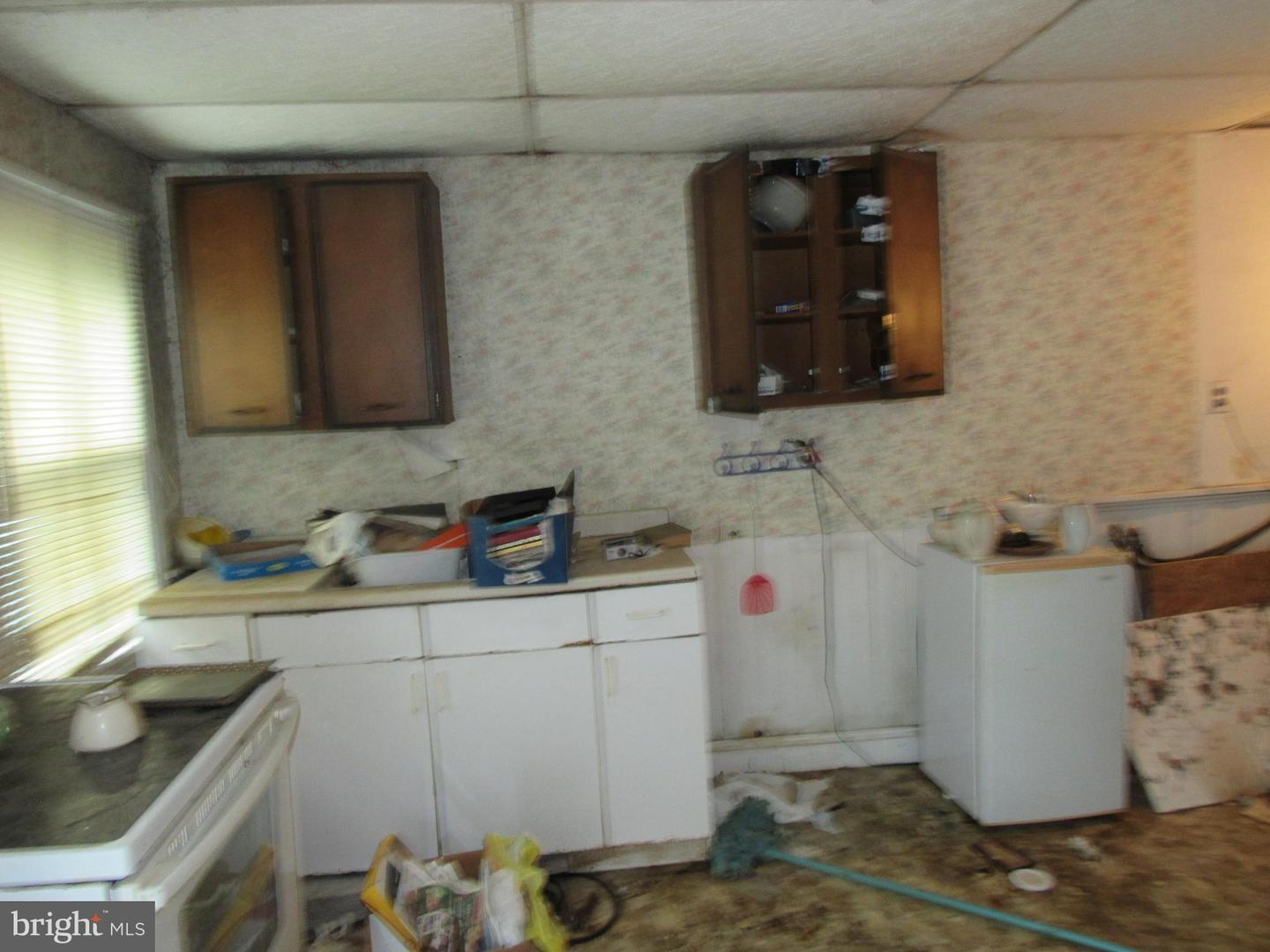 1 S Woodruff Rd Property Photo 28
