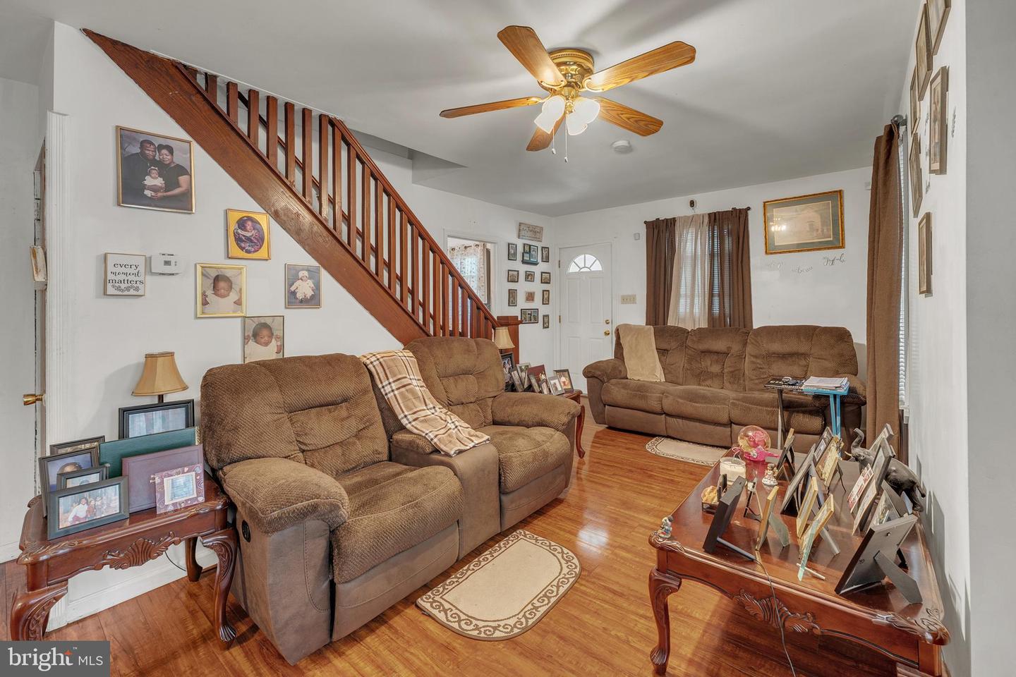 79 S East Ave Property Photo 5