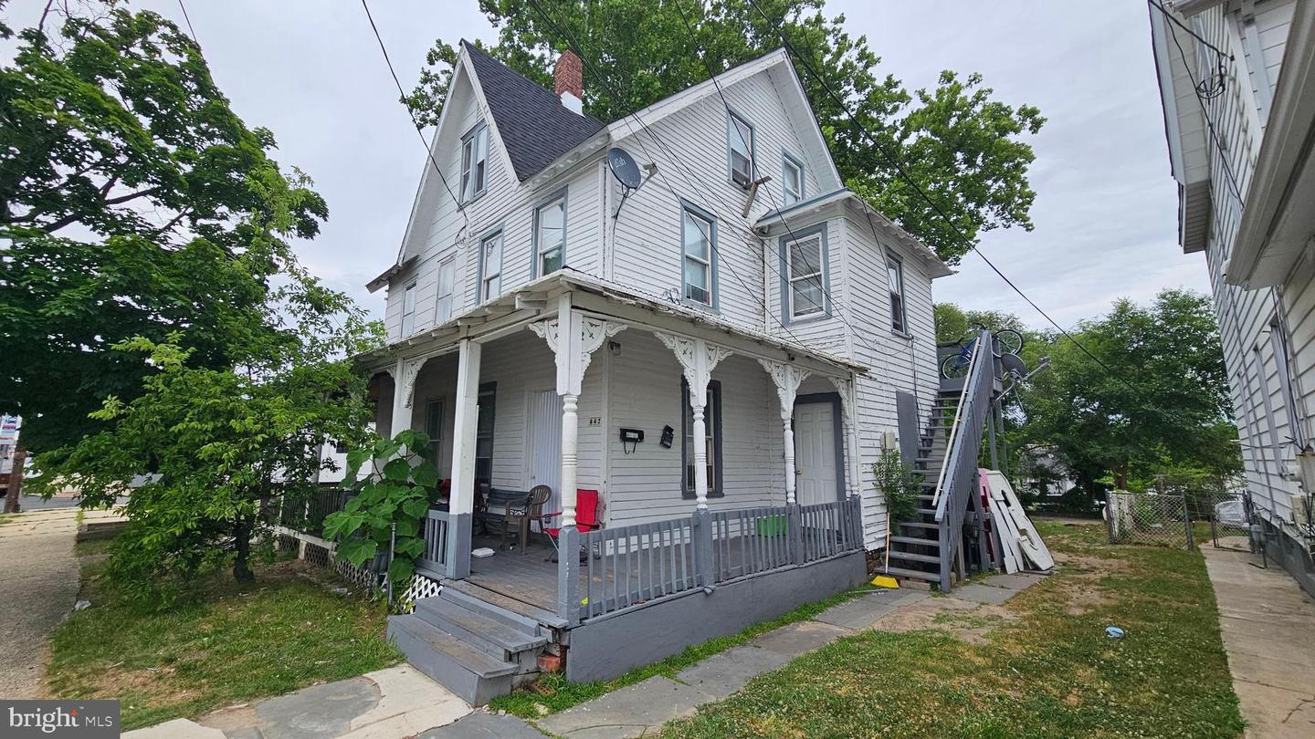 443 N PEARL ST Property Photo 1