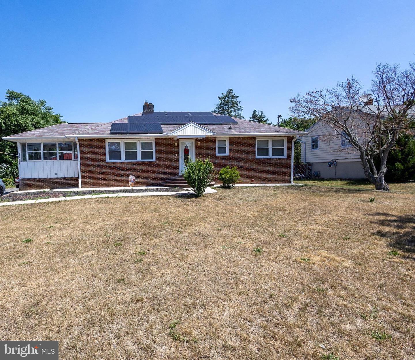 1130 SHARP RD Property Photo 1