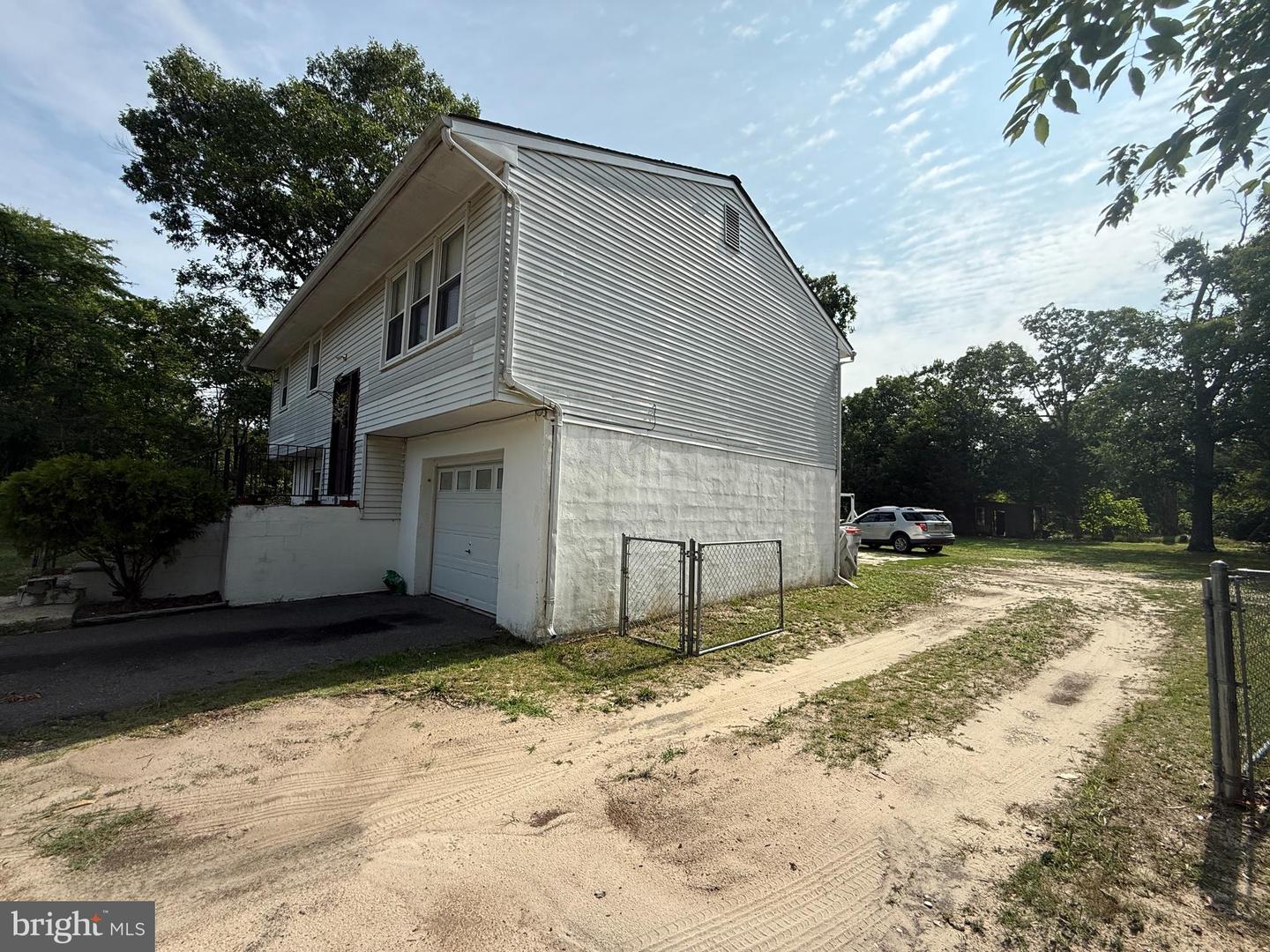 891 N Mill Rd Property Photo 7