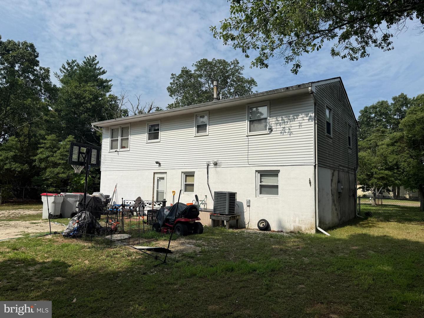 891 N Mill Rd Property Photo 32