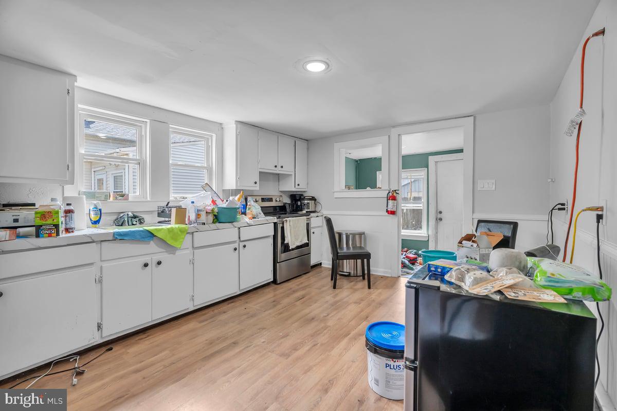 409 D St Property Photo 5